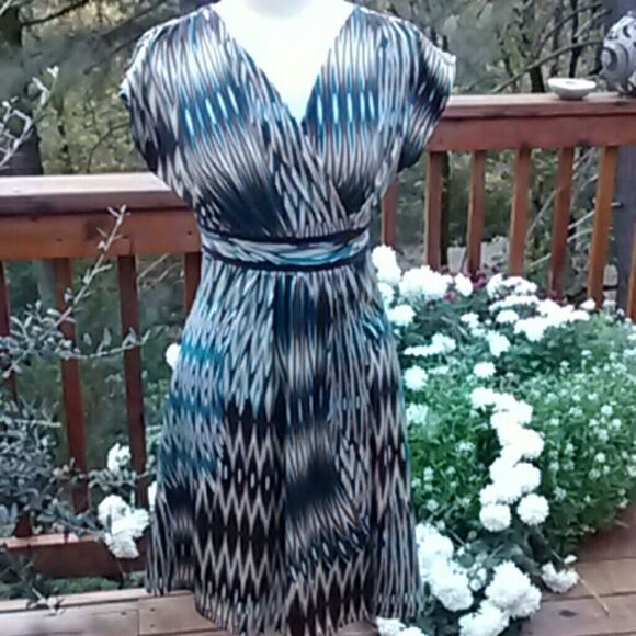 PerSeption Concept Dress  - Picture 1 of 6